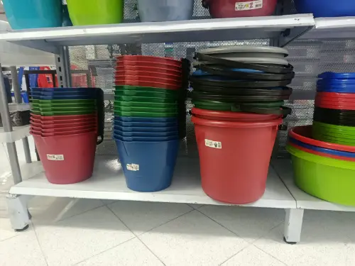 Baldes Plásticos para hogar y negocio en Bello y Medellín