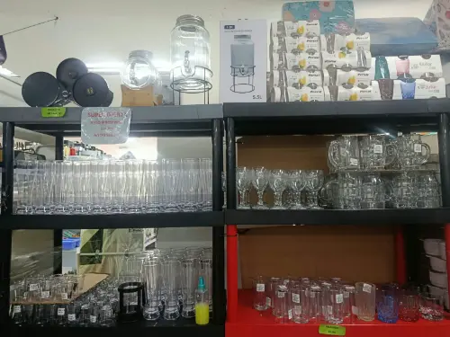 Cristalería vasos, copas y dispensadores de bebidas para hogar y negocio en Bello y Medellín